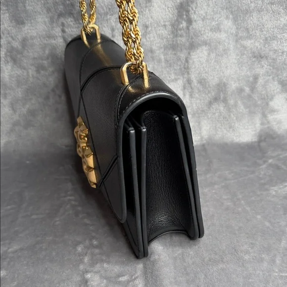 Tory Burch Black Crossbody Bag with Gold Accents - Picture 4 of 11